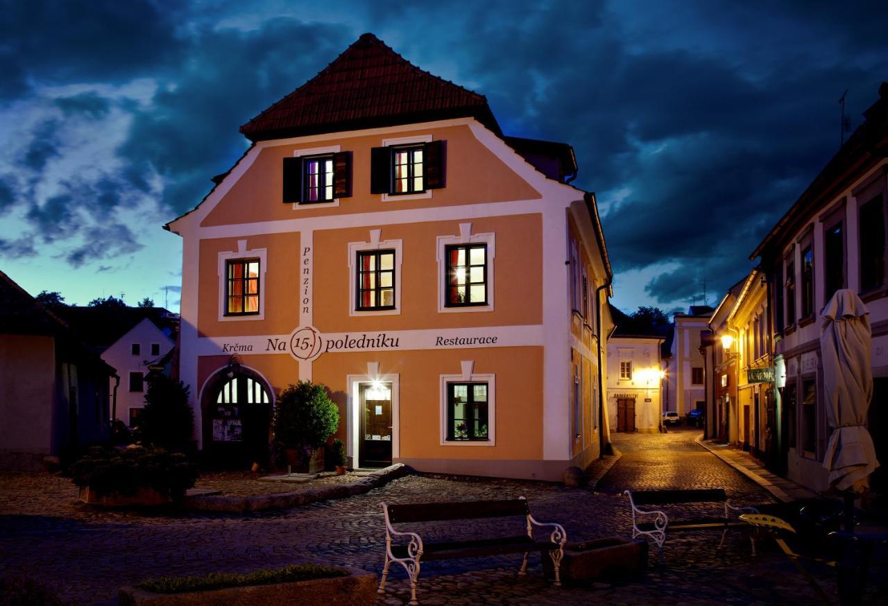 Penzion Na 15. Poledniku Hotell Jindřichŭv Hradec Exteriör bild